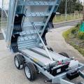 M-Tec Engineering Tipping trailer