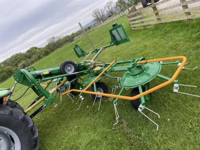 Malone 4 Rotor Tedder ‘Tedd-Air 570’