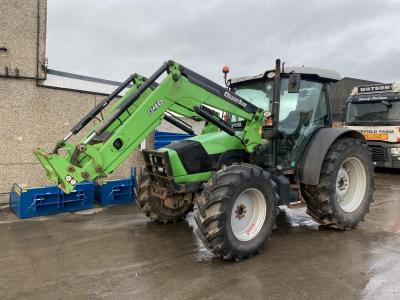 Deutz-Fahr Agrofarm 420 with Quicke Loader