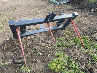 3 Tine Bale Spike C/W Merlo Brackets