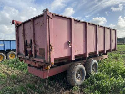 Pettit 12 ton trailer