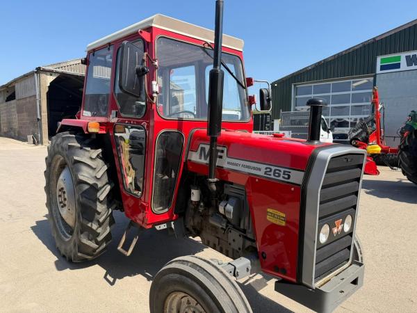 Massey Ferguson 265